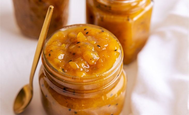 Spicy Mango Chutney Recipe for Summer Grilling